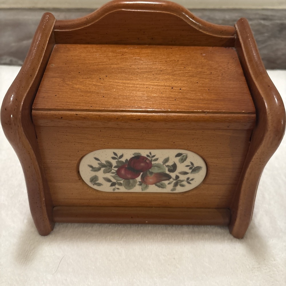 Vintage Pomerantz Recipe Box In Wood Cottagecore Kitchen Farmhouse